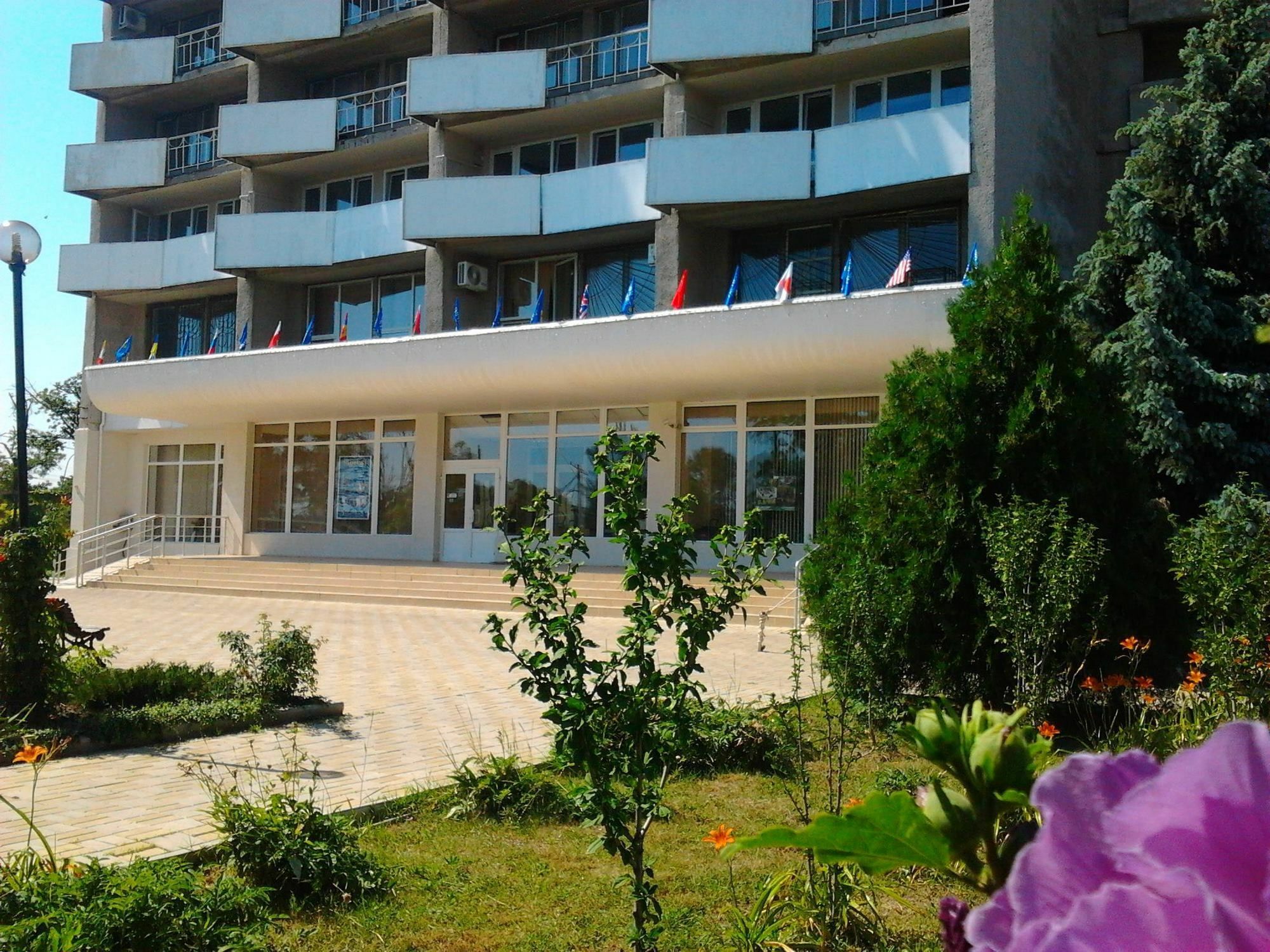 Hotel Mirniy Resort Odessa Eksteriør billede